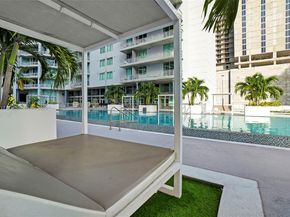 690 SW 1st Ct 2730, Miami FL 33130