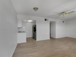 2145 Pierce St 418, Hollywood FL 33020