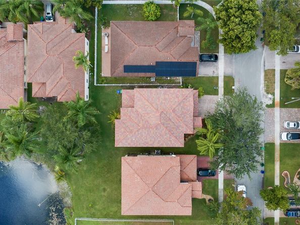 2310 SW 127th Ave, Miramar FL 33027