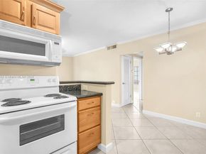 2171 NE 66th St 801, Fort Lauderdale FL 33308
