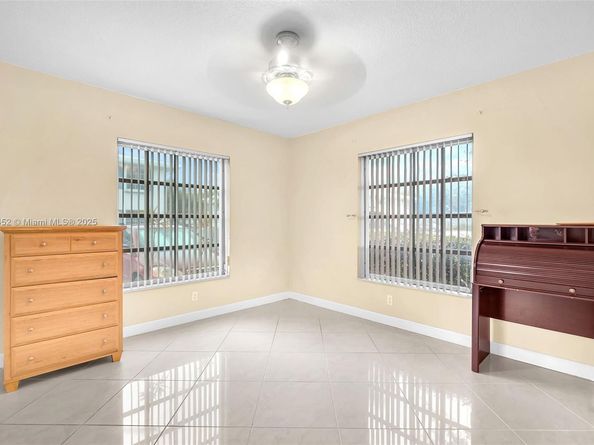 2171 NE 66th St 801, Fort Lauderdale FL 33308