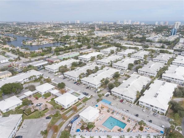 2171 NE 66th St 801, Fort Lauderdale FL 33308