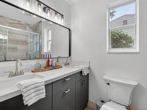 4525 NE 21st Ave 1, Fort Lauderdale FL 33308