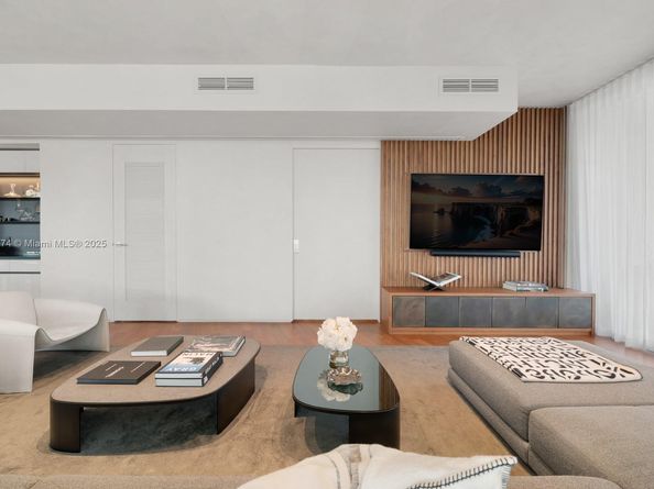 1300 Monad Ter 3B, Miami Beach FL 33139