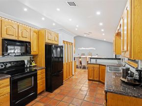 14040 SW 14th St, Davie FL 33325