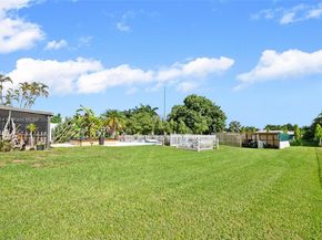 14040 SW 14th St, Davie FL 33325