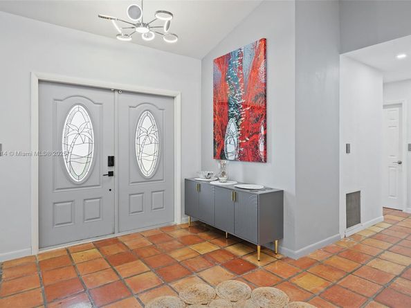14040 SW 14th St, Davie FL 33325