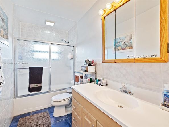 14040 SW 14th St, Davie FL 33325