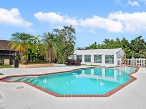 14040 SW 14th St, Davie FL 33325