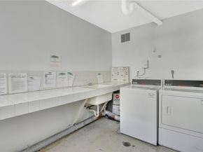 17890 W Dixie Hwy 314, North Miami Beach FL 33160
