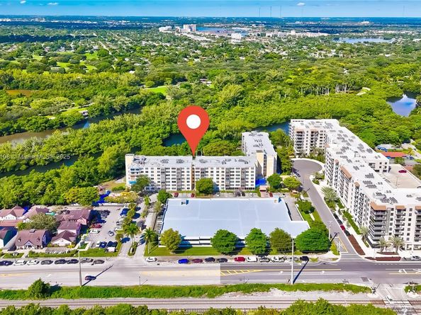 17890 W Dixie Hwy 314, North Miami Beach FL 33160
