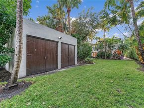 3747 Royal Palm Ave, Miami Beach FL 33140