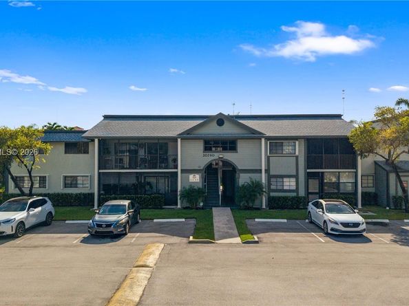 20760 NE 4th Ct 102, Miami FL 33179