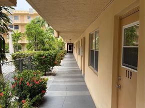 2145 Pierce St 118, Hollywood FL 33020