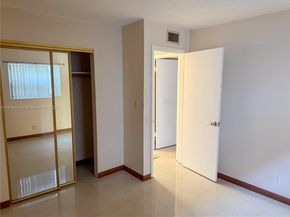 2145 Pierce St 118, Hollywood FL 33020