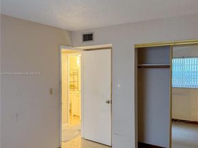 2145 Pierce St 118, Hollywood FL 33020