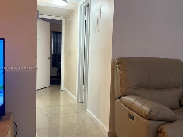 2145 Pierce St 118, Hollywood FL 33020
