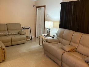 2145 Pierce St 118, Hollywood FL 33020