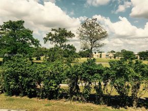 8043 Lagos De Campo Blvd F3, Tamarac FL 33321