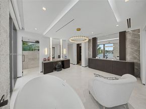 1400 W Lake Dr, Fort Lauderdale FL 33316