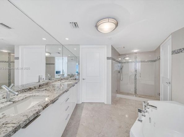 18911 Collins Ave 1903, Sunny Isles Beach FL 33160