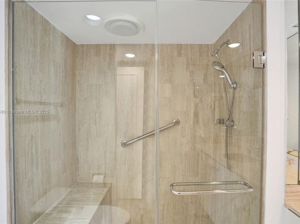 550 S Ocean Blvd PH5, Boca Raton FL 33432