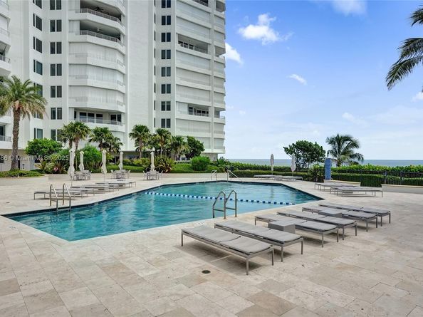 550 S Ocean Blvd PH5, Boca Raton FL 33432