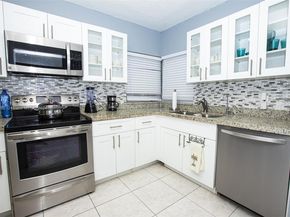 418 NW 47th St, Miami FL 33127