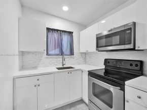 418 NW 47th St, Miami FL 33127
