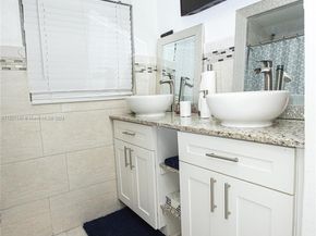 418 NW 47th St, Miami FL 33127