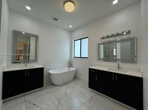 13284 SW 228th St, Miami FL 33170