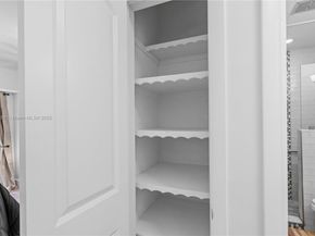 7417 Twin Sabal Dr, Miami Lakes FL 33014