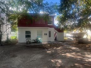 10 NW 60th St, Miami FL 33127