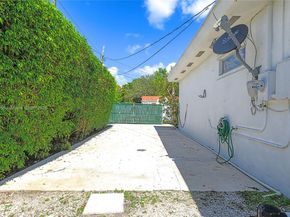195 NW 103rd St, Miami Shores FL 33150