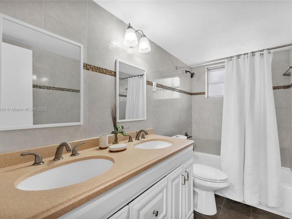 195 NW 103rd St, Miami Shores FL 33150