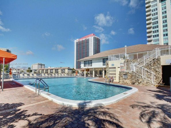 1849 S Ocean Dr 410, Hallandale Beach FL 33009