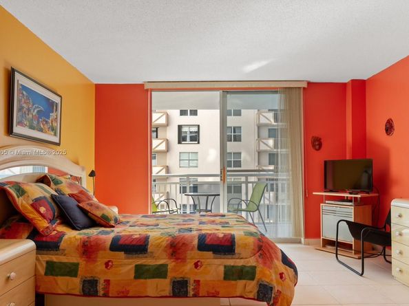 1849 S Ocean Dr 410, Hallandale Beach FL 33009