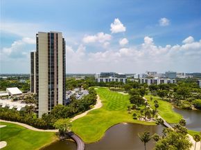 20379 W Country Club Dr 1938, Aventura FL 33180