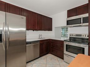 3181 S Ocean Dr 302, Hallandale Beach FL 33009
