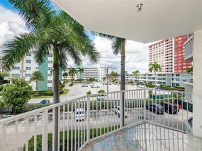 3181 S Ocean Dr 302, Hallandale Beach FL 33009