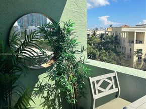 90 Alton Rd 607, Miami Beach FL 33139
