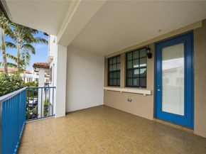 11348 SW 14th St, Pembroke Pines FL 33025