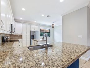 11348 SW 14th St, Pembroke Pines FL 33025