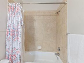 11348 SW 14th St, Pembroke Pines FL 33025