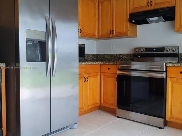10169 SW 171st St, Miami FL 33157