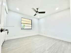 3361 NW 47th Ter 329, Lauderdale Lakes FL 33319