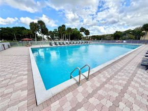3361 NW 47th Ter 329, Lauderdale Lakes FL 33319