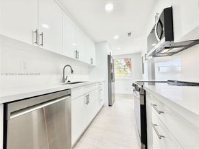 3361 NW 47th Ter 329, Lauderdale Lakes FL 33319