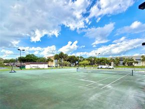 3361 NW 47th Ter 329, Lauderdale Lakes FL 33319