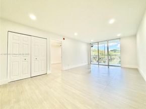 3361 NW 47th Ter 329, Lauderdale Lakes FL 33319
